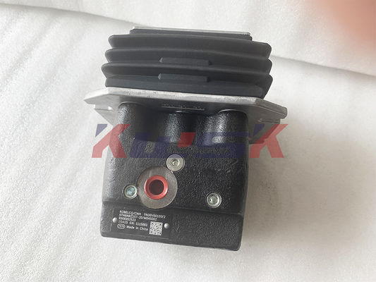 YN30V00105F2 굴삭기 조이스틱 핸들 고벨코 Sk200-8 굴삭기 페달 조작 밸브 일부